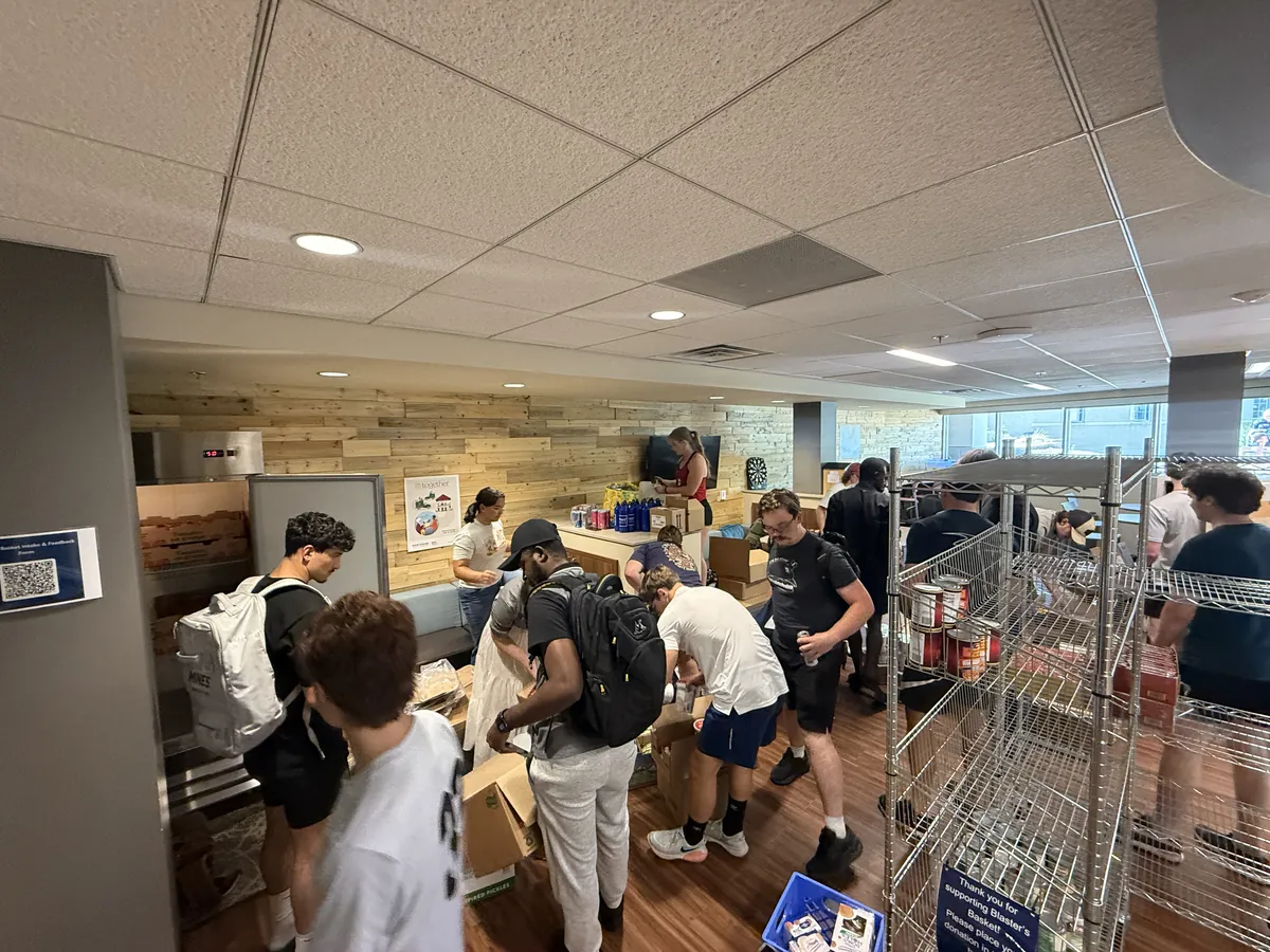 Students at Campus Grocer